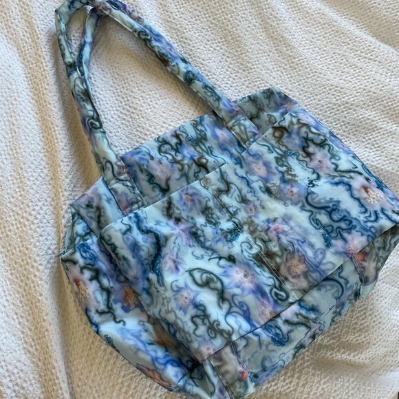 BAGGU x Collina Strada NWT Baggu Small Cloud Carry-on - Blue Thorns - Picture 4 of 4